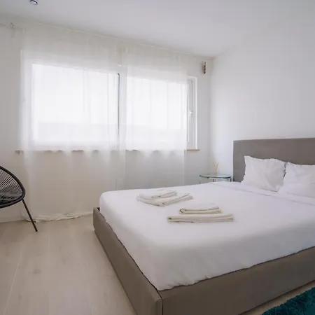 Palo Alto Lourinha (Lisbon)